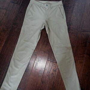 lululemon athletica Men's Khaki Chinos in Beige